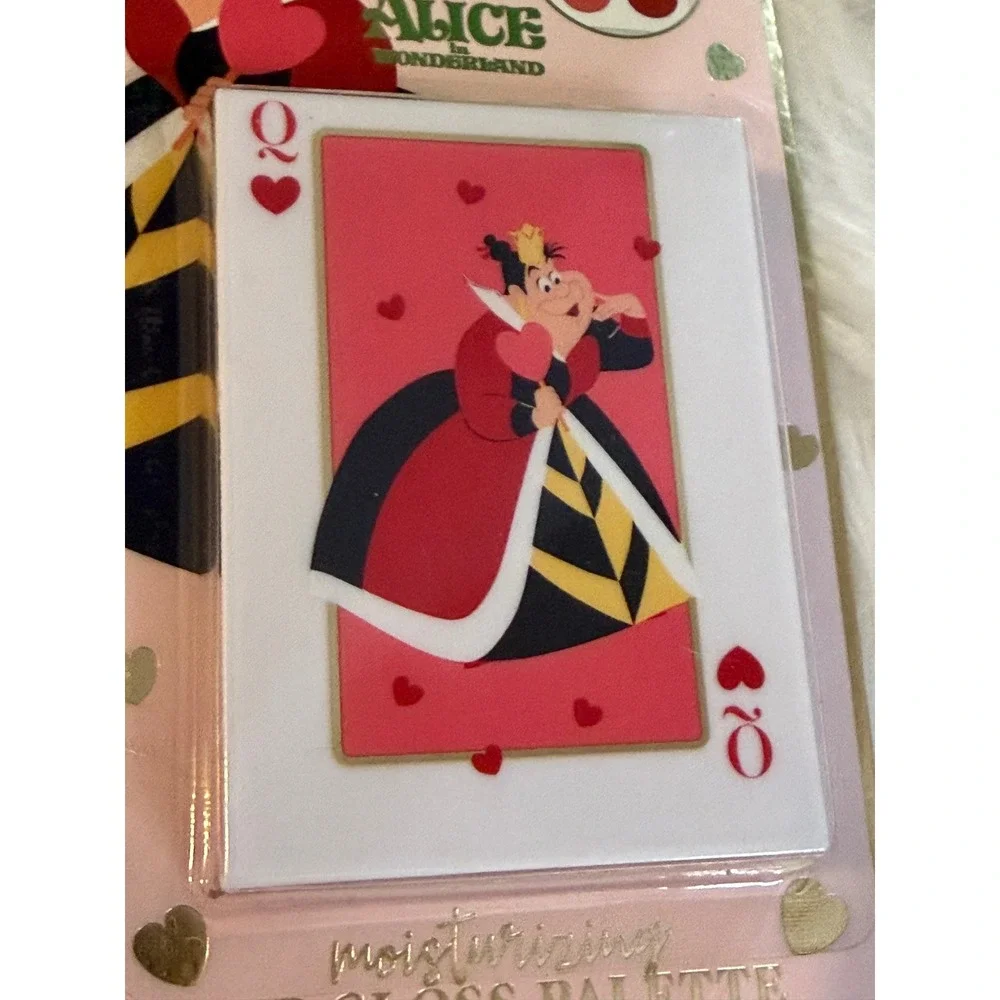 Disney Alice in Wonderland Queen of Hearts Lip Gloss Palette 4 Shades Vanilla
